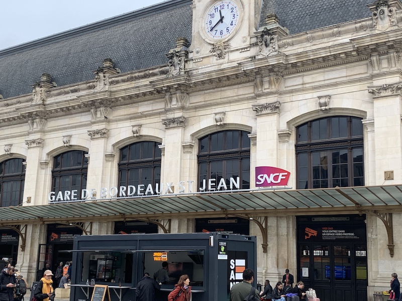 Gare de bordeaux devanture 2