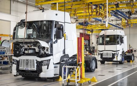 RenaultTrucks ETech Factory Bourg