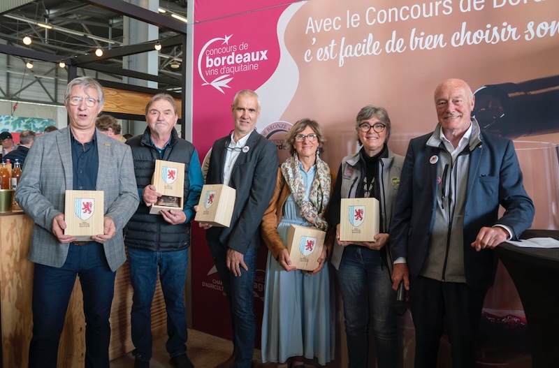 La Région remet 5 sonnailles au Salon de l’Agriculture de Nouvelle Aquitaine 800px