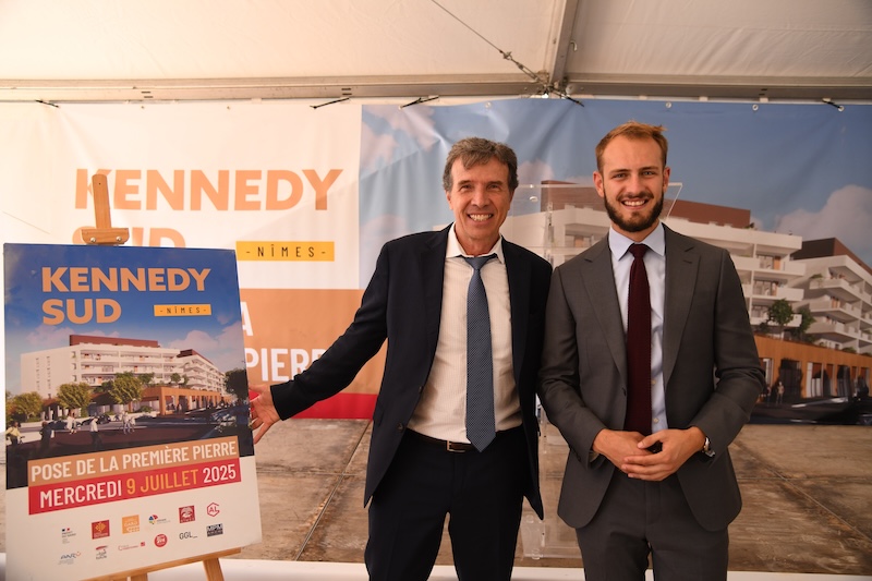 Un toit pour tous pose de la premiere pierre kennedy sud Michel Cavaillon