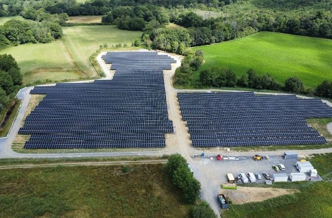 Centrale solaire mise en service ARBUS