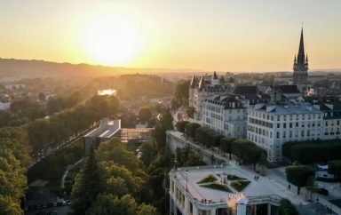 pau boulevard pyrenees aerienne 02 pau pyrenees tourisme 1 1920x960