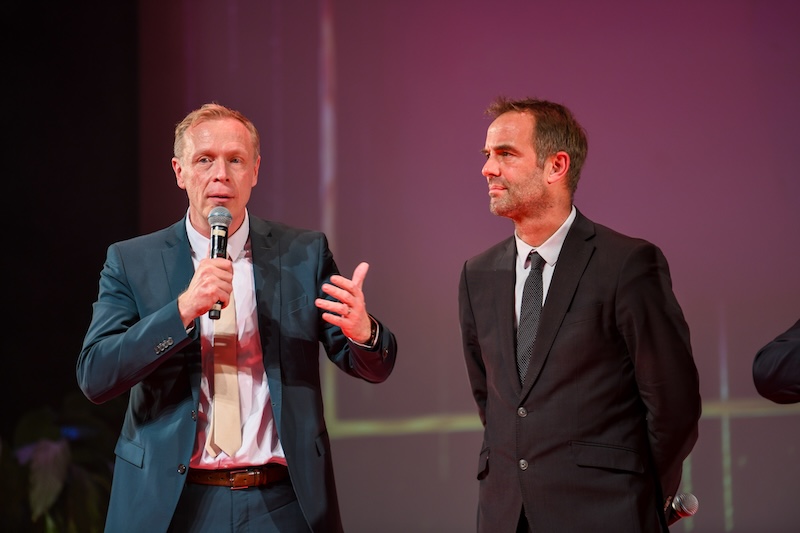 Outro JM Maillot M Delafosse