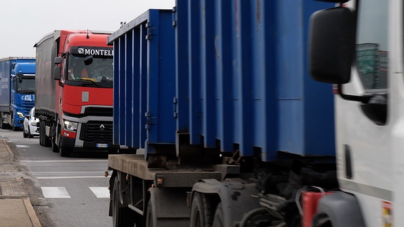 com agents liaison.jpg6