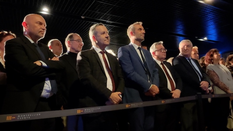 4B9FC294 A8D9 495D AAE2 4F47F01137E8