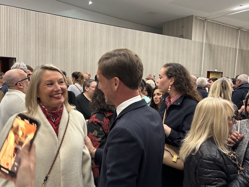 Julien Miro à son QG - nouveau maire de Castelnau-le-Lez