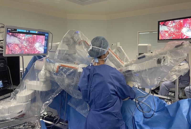 Clinique pau robot HUGO